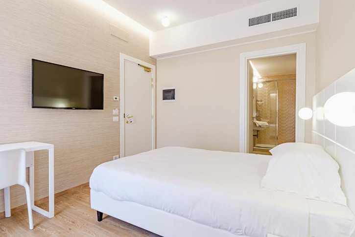 Exploring Bari: A Comfortable and Affordable Hotel Choice