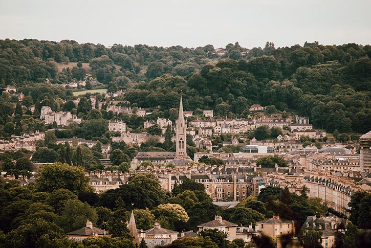 From Flight to the Streets of Bath: A Seamless Travel Experience
